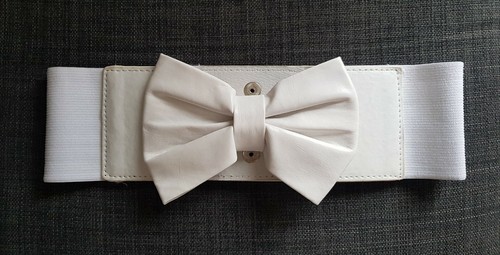 White bow cinch - bow, belt
