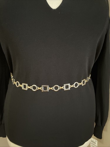 Silvertone goldtone square - goldtone,